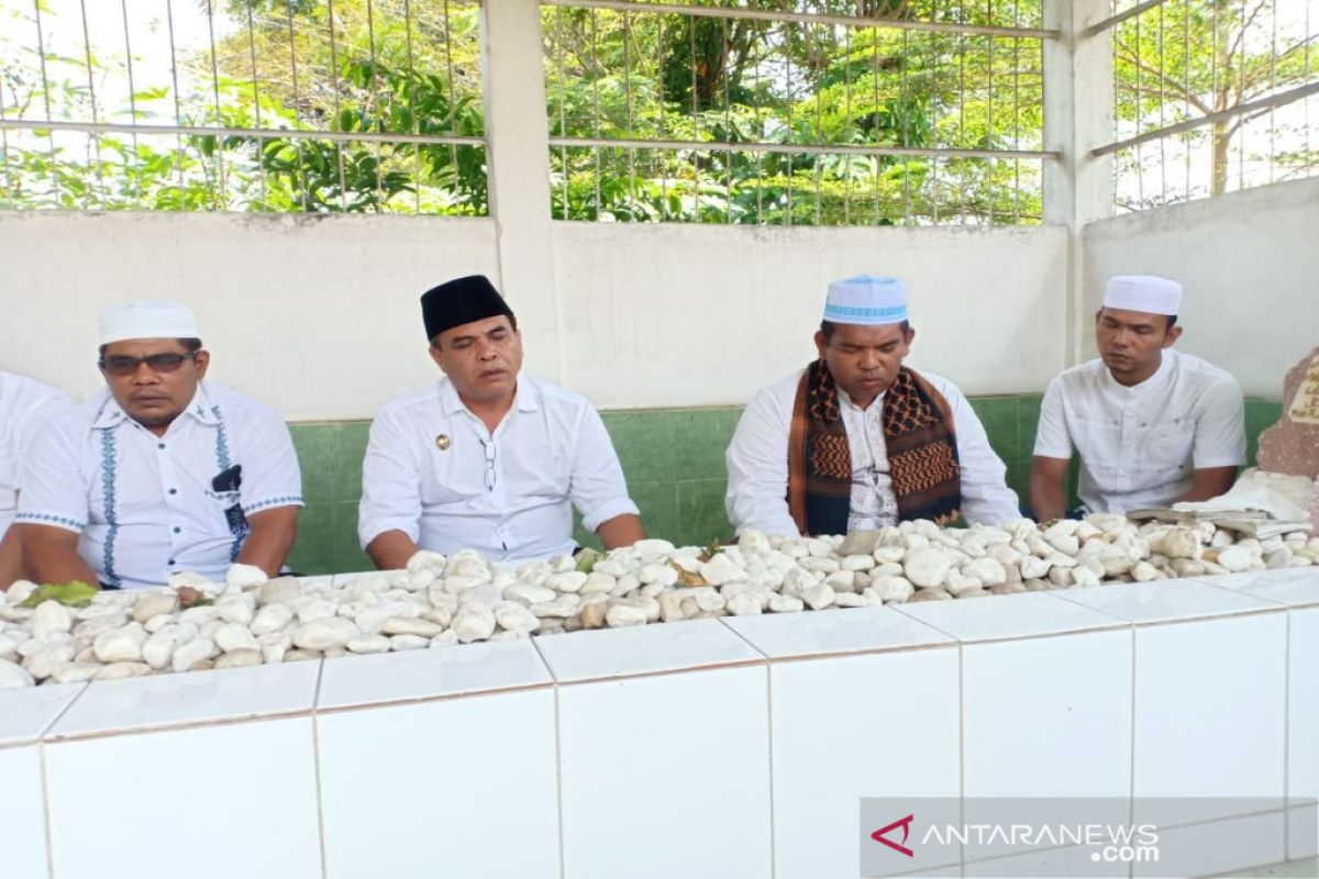 Wakil Bupati Madina ziarahi makam aulia