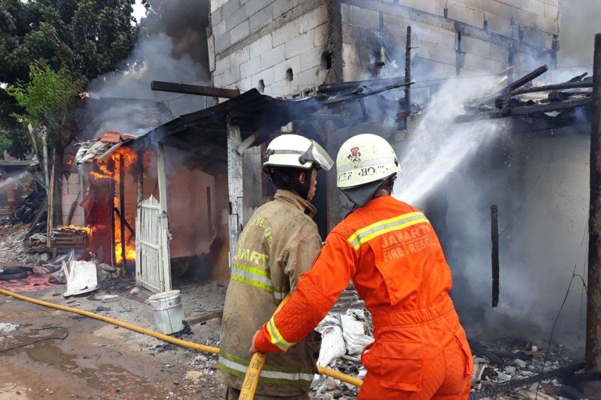 Waspadai dua pemicu kebakaran rumah selama darurat COVID-19