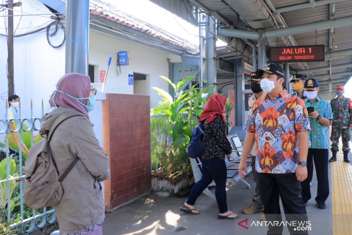 Wali Kota Tangerang sidak objek vital jelang PSBB