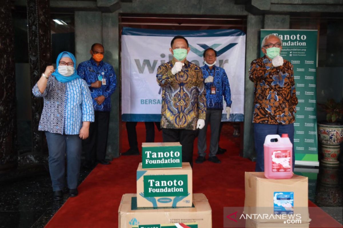 Peduli COVID-19, Mendagri terima bantuan asosiasi pengusaha sawit