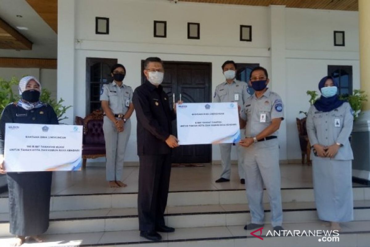 Jasa Raharja bantu 190 bibit buah untuk kebun Raya Kendari