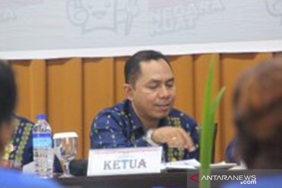 KPU NTT tunggu perppu penundaan pilkada serentak