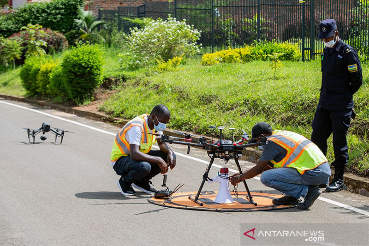 Rwanda pakai "drone" tangkap pelanggar aturan karantina COVID-19