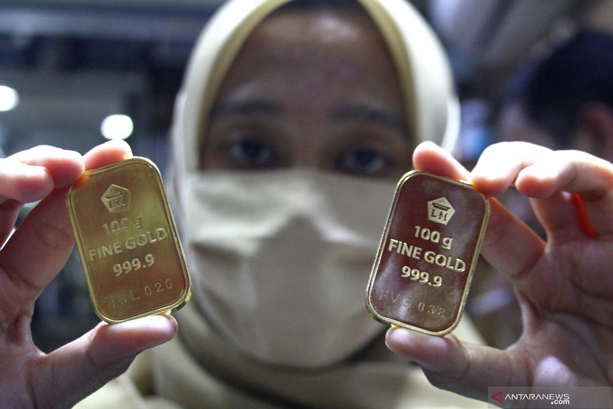 Turun Rp2000, harga emas Antam Rp1.024.000/gram