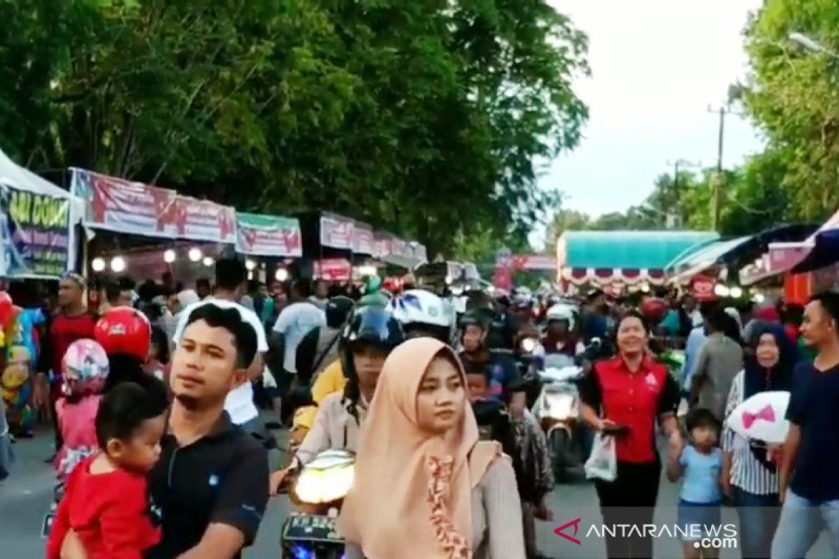 Pasar Ramadhan ditiadakan, pedagang di Sampit siap beralih ke online