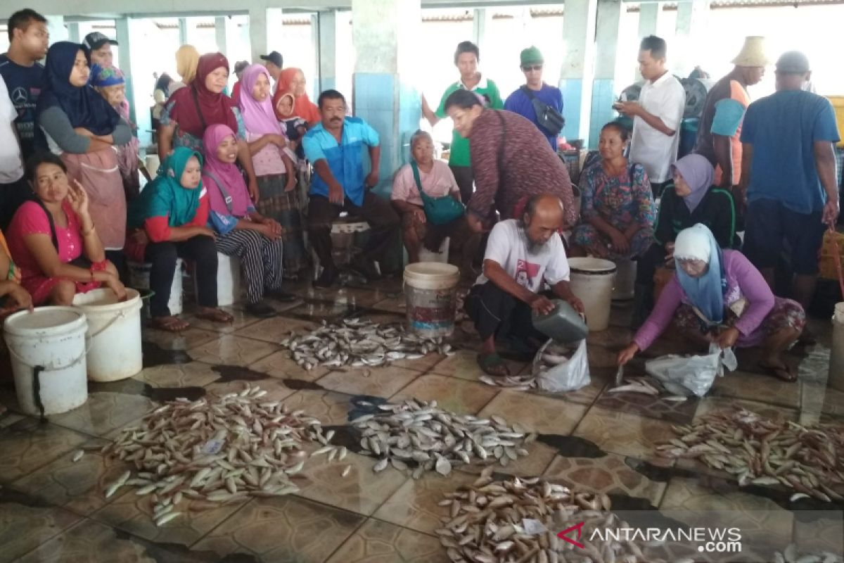 Nelayan Pati keluhkan rendahnya harga jual ikan