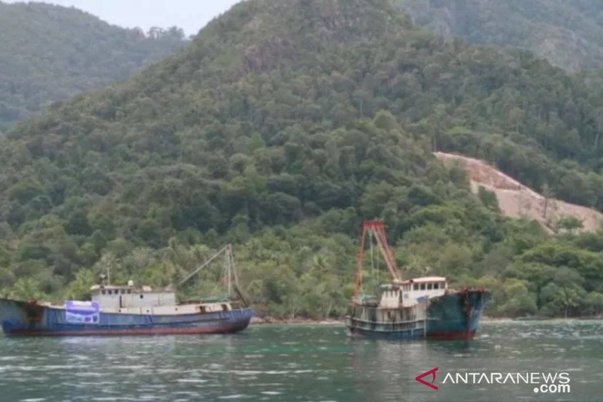 Warga Natuna  dihimbau tidak dekati kapal "Hong Kong"