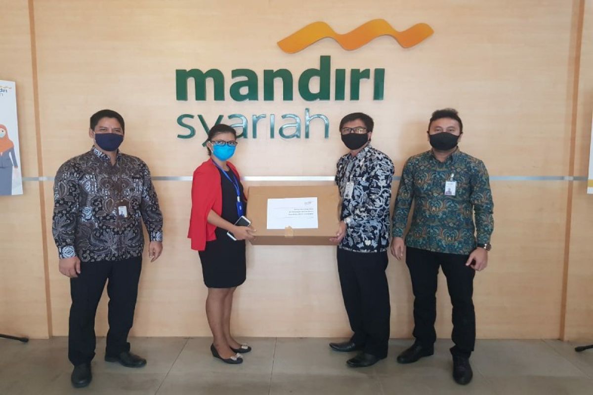 Mandiri Syariah bantu APD untuk rumah sakit rujukan COVID-19 di Sumut