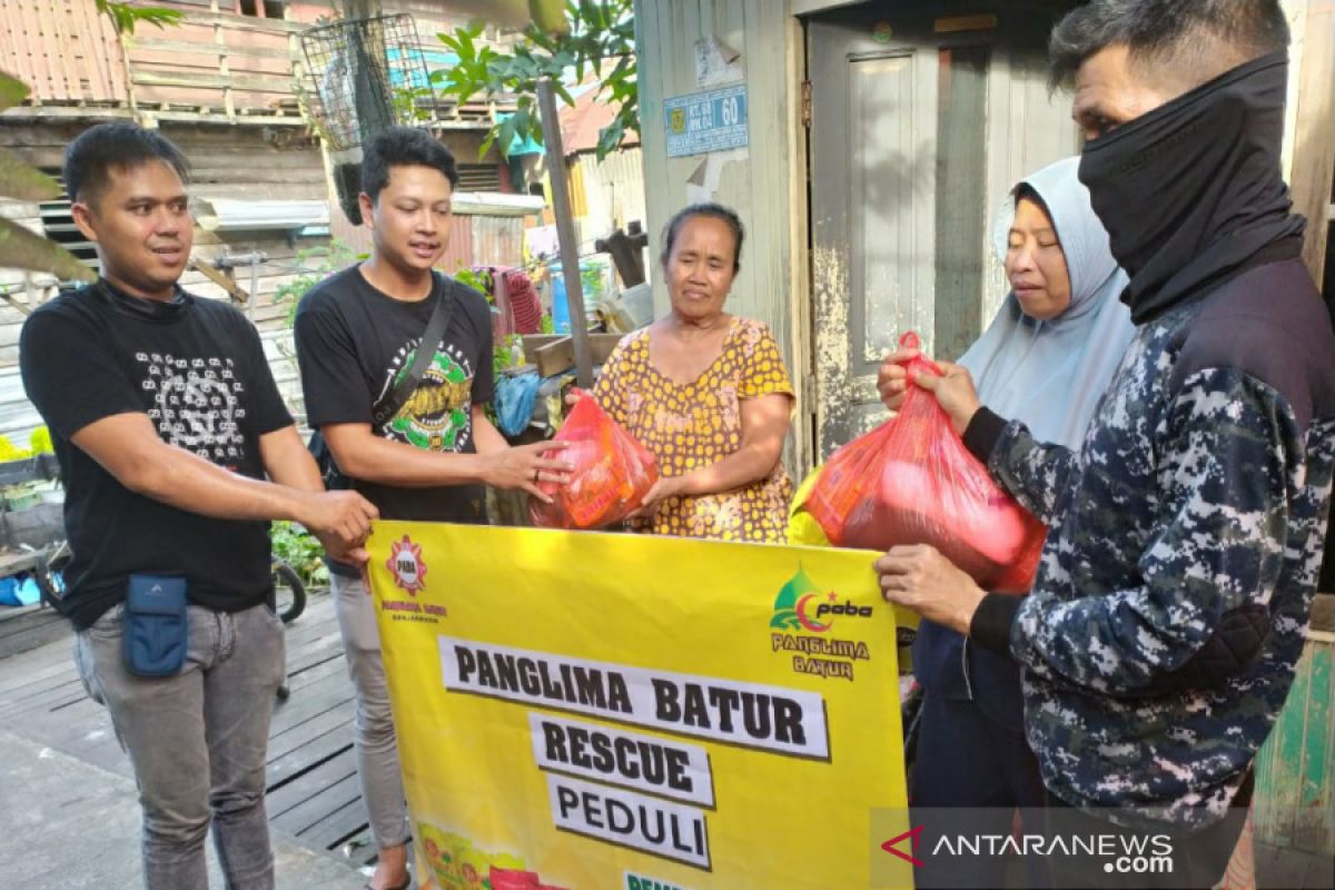 Paba Peduli bagikan 160 paket sembako untuk masyarakat terdampak C0VID-19