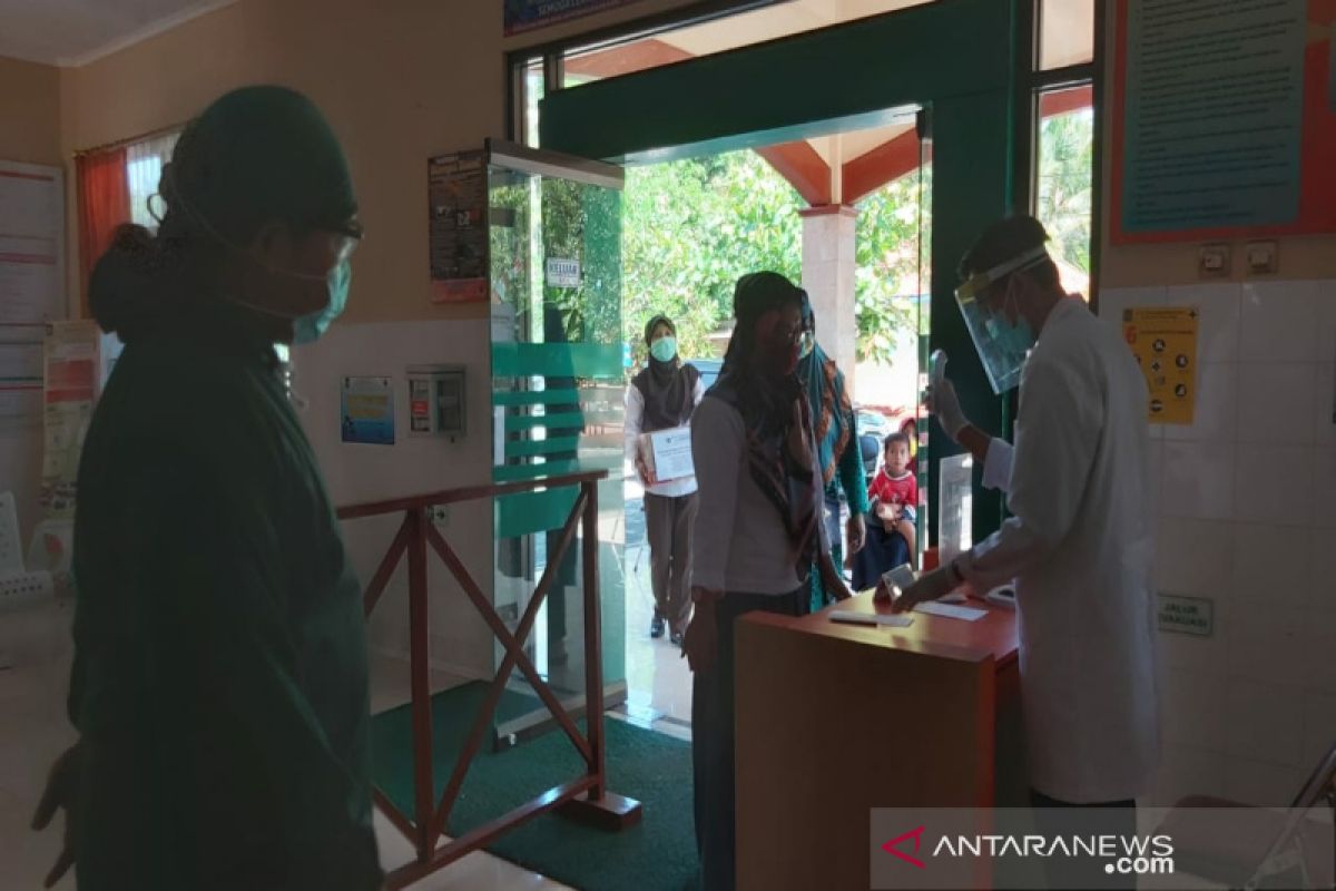 Sejumlah puskesmas di Kulon Progo kesulitan memperoleh APD