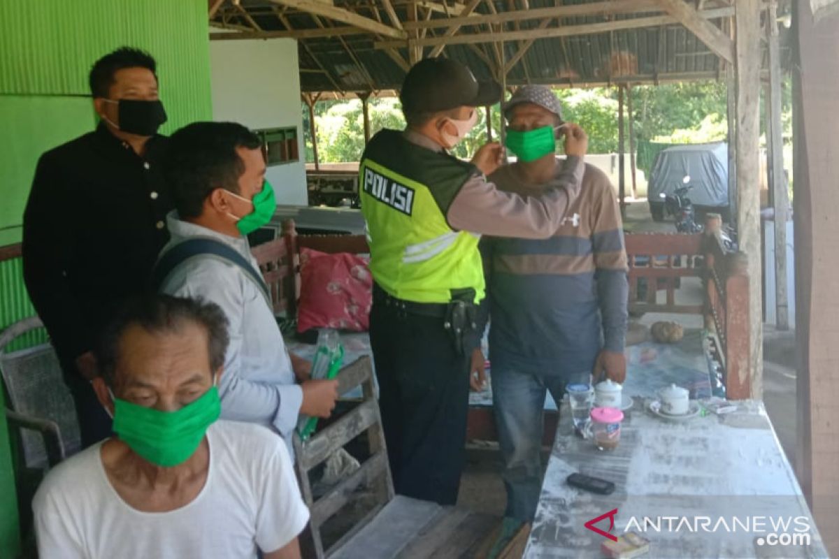 Sampang berdayakan BUMDes untuk pembuatan masker