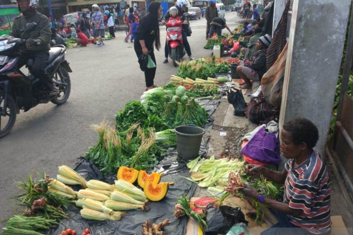 Humi Inane motivasi wanita Papua melawan Corona