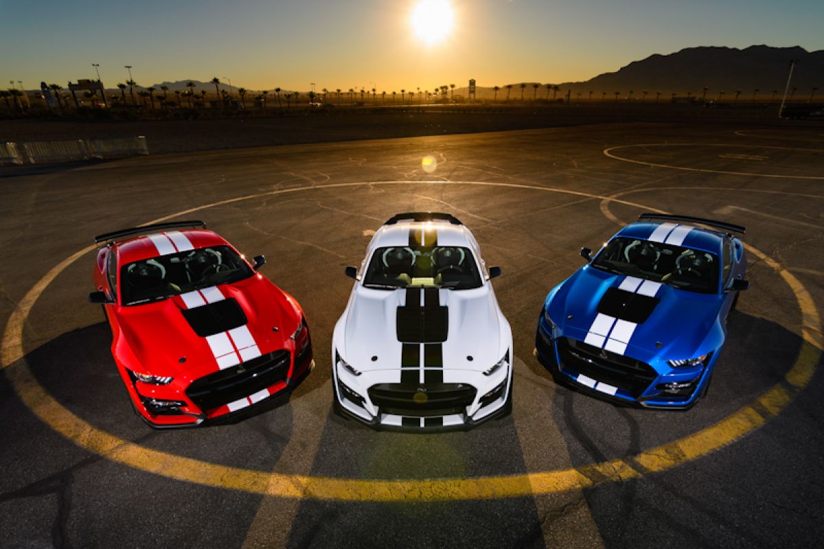 Ford Mustang mobil sport terlaris di dunia