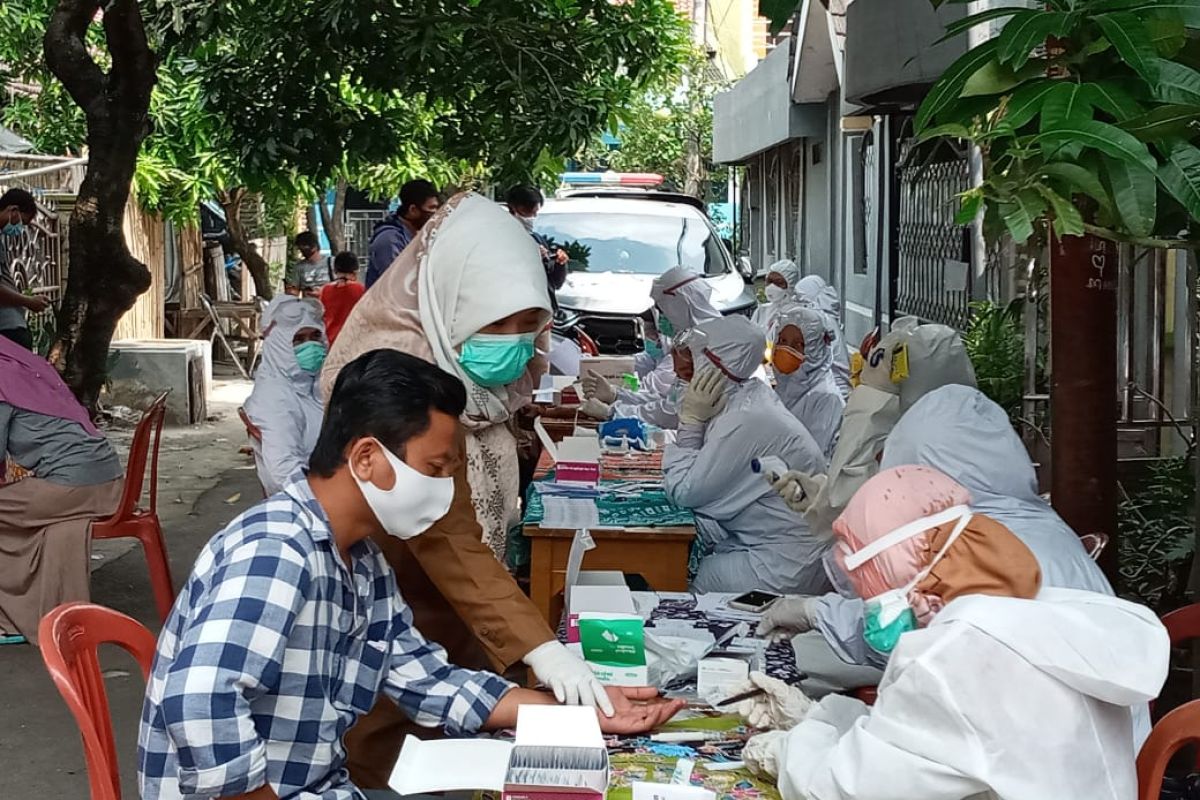 Dinkes Banten lakukan rapid tes di lima kabupaten/kota