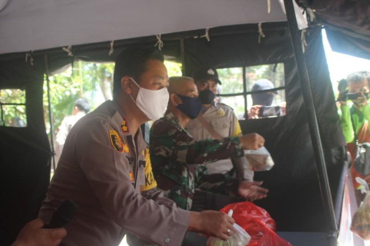 Polisi-TNI di Bangka Tengah dirikan dapur lapangan