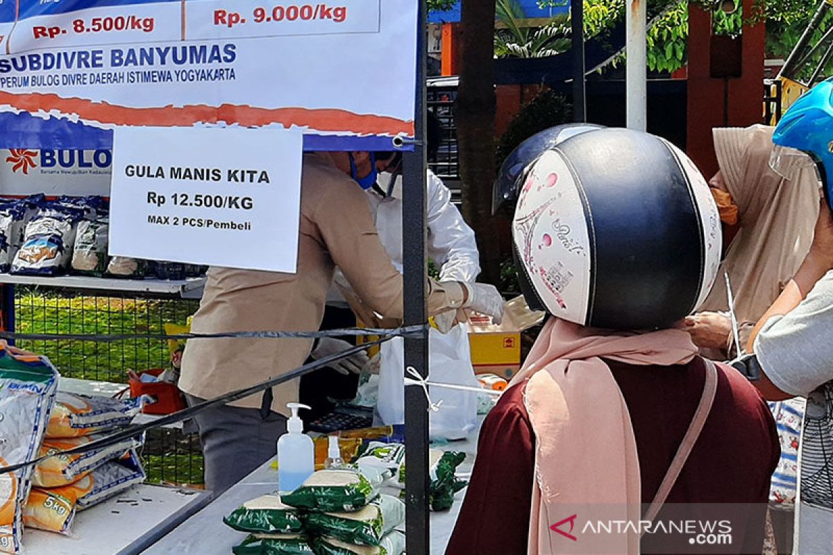 Bulog Banyumas gelar operasi pasar gula pasir 250 ton