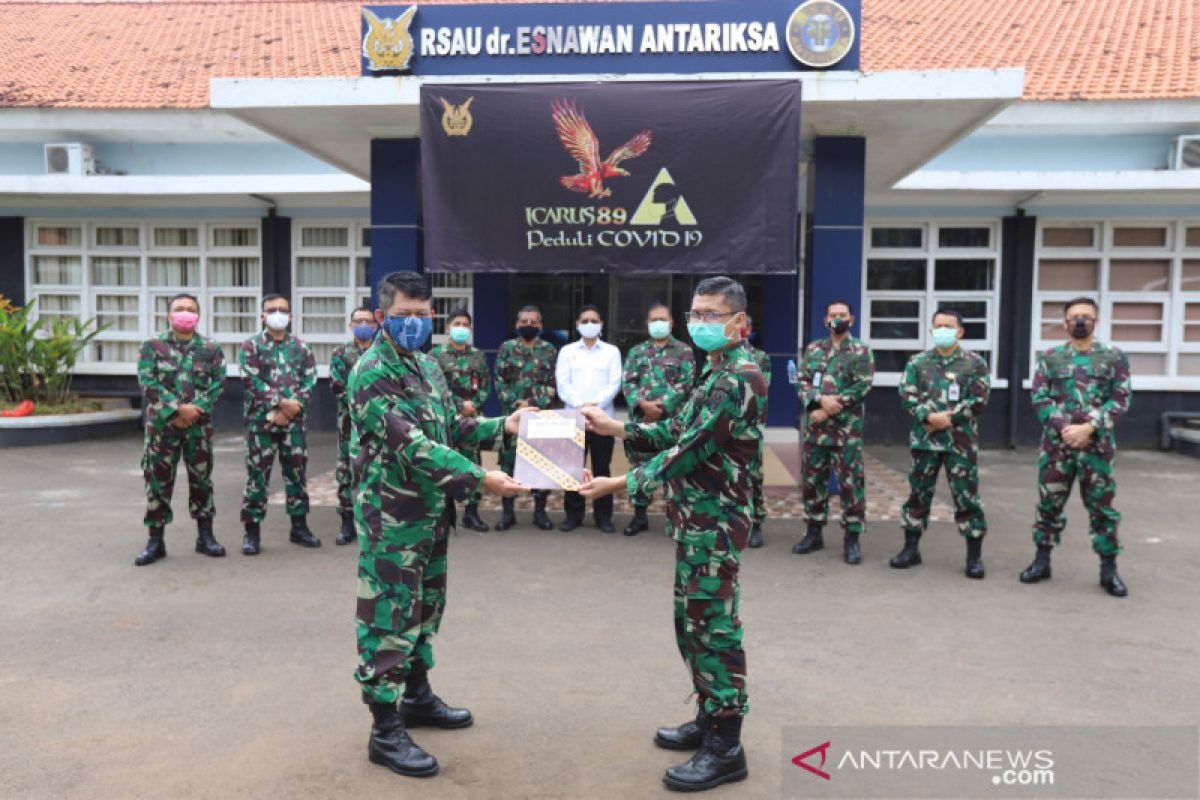 "Icarus 89" sumbang 200 APD untuk RSAU Esnawan tangani COVID-19