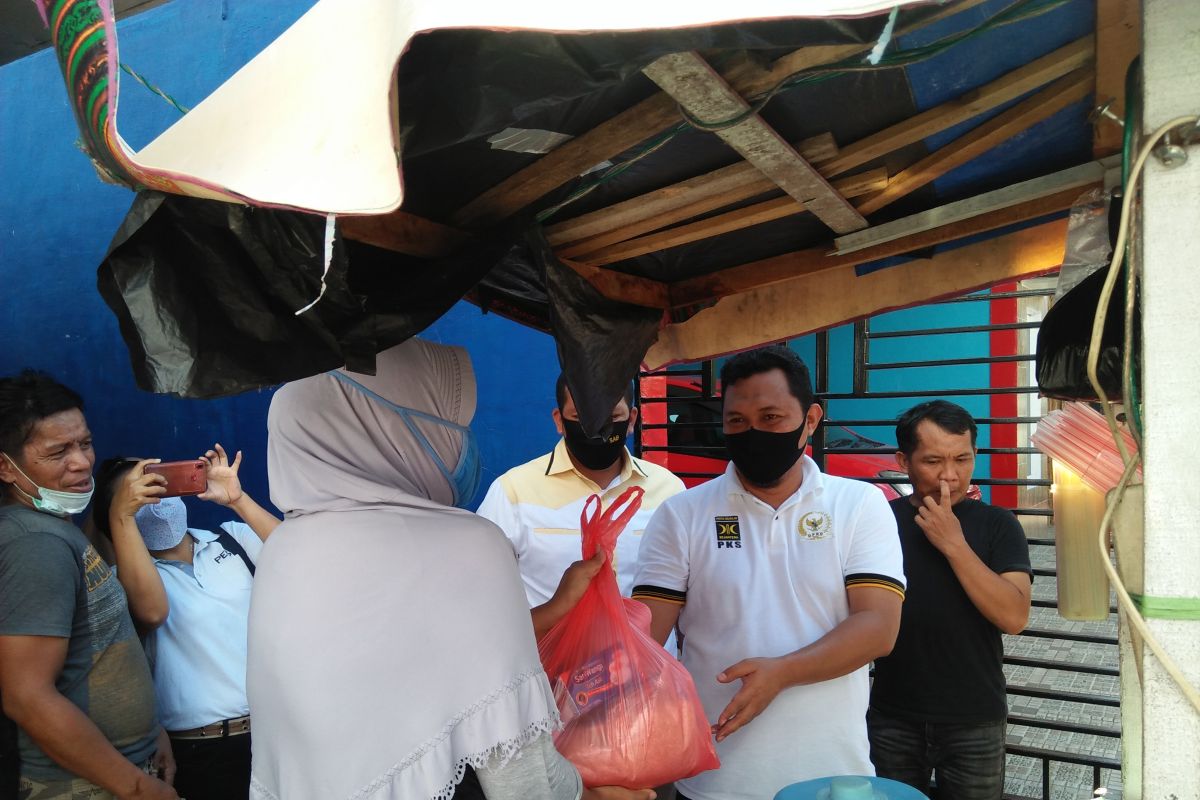 DPW PKS Maluku lakukan aksi peduli COVID - 19