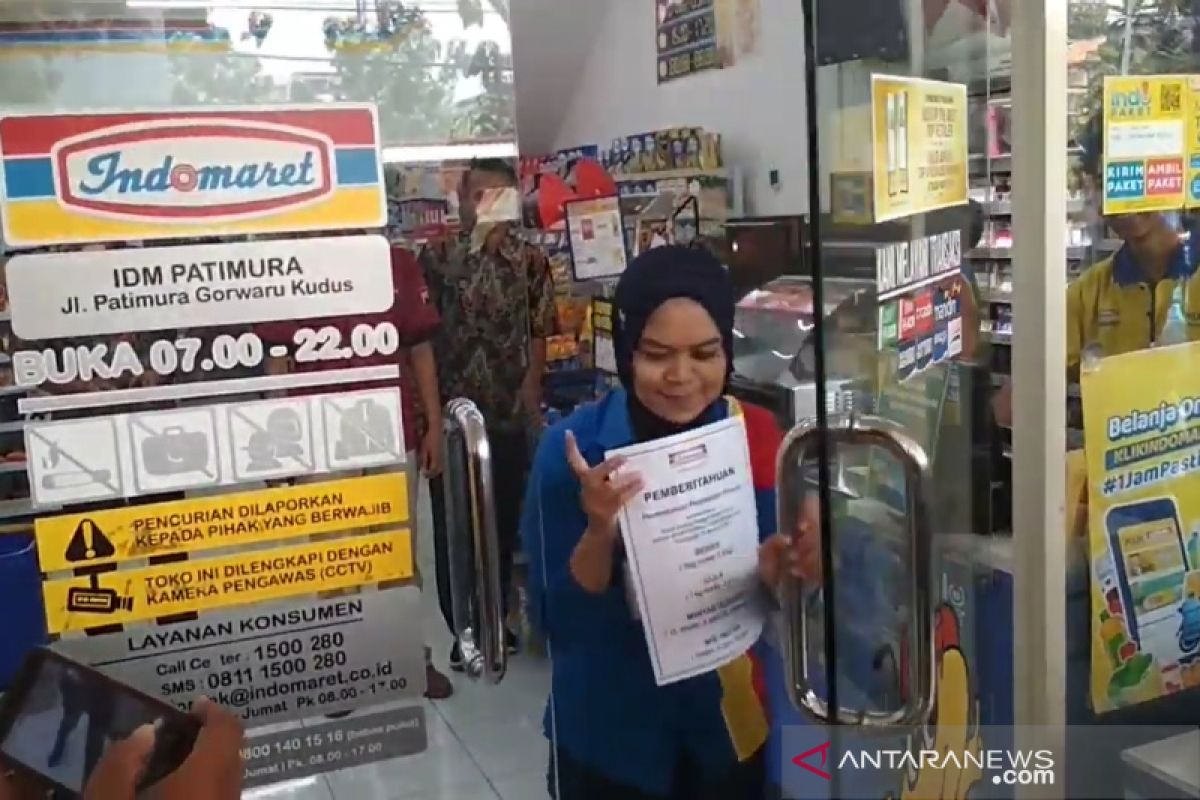 Minimarket di  Kudus diperbolehkan buka mulai pukul  07.00 WIB