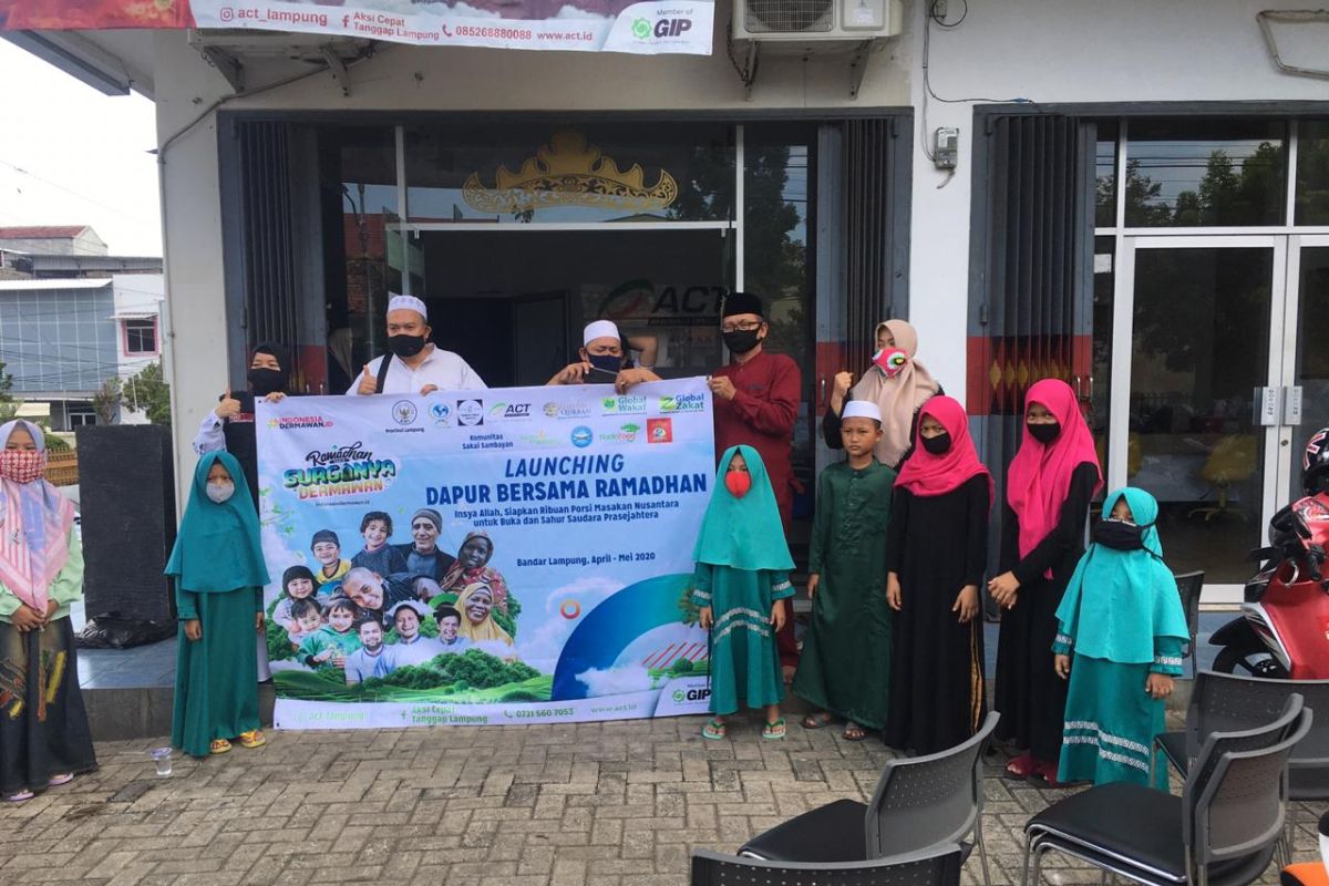 ACT Lampung buka dapur bersama pada Bulan Ramdhan