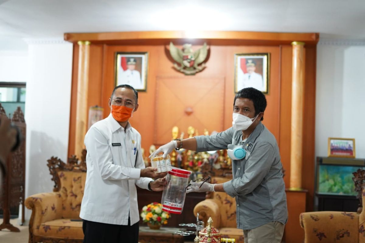 FTI-UMI Makassar bantu APD untuk paramedis di Kabupaten Gowa