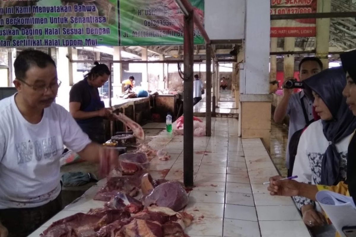 Harga daging sapi dan ayam potong naik di Makassar jelang Ramadhan