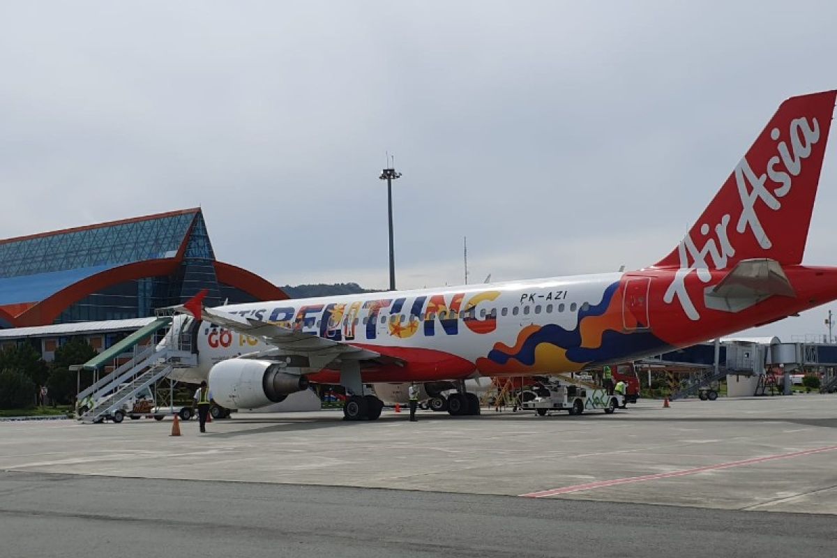 Pesawat Air Asia gagal mendarat di Belitung akibat cuaca buruk