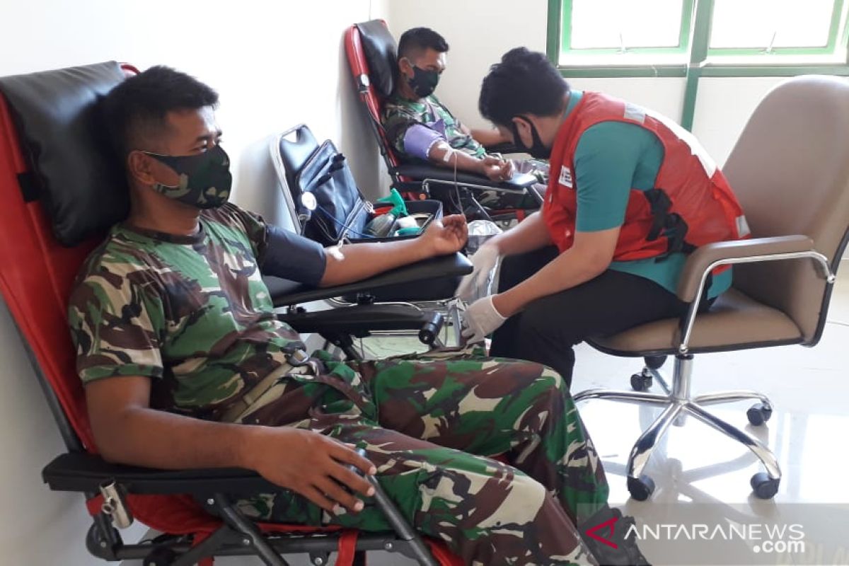 Kodim 1314 Gorontalo Utara gelar donor darah atasi dampak COVID-19