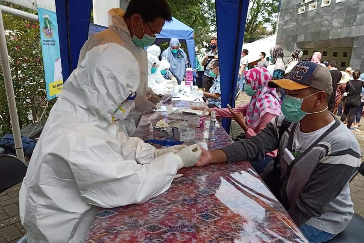 Hasil screening COVID-19 lima daerah di Banten, 11 orang positif Corona