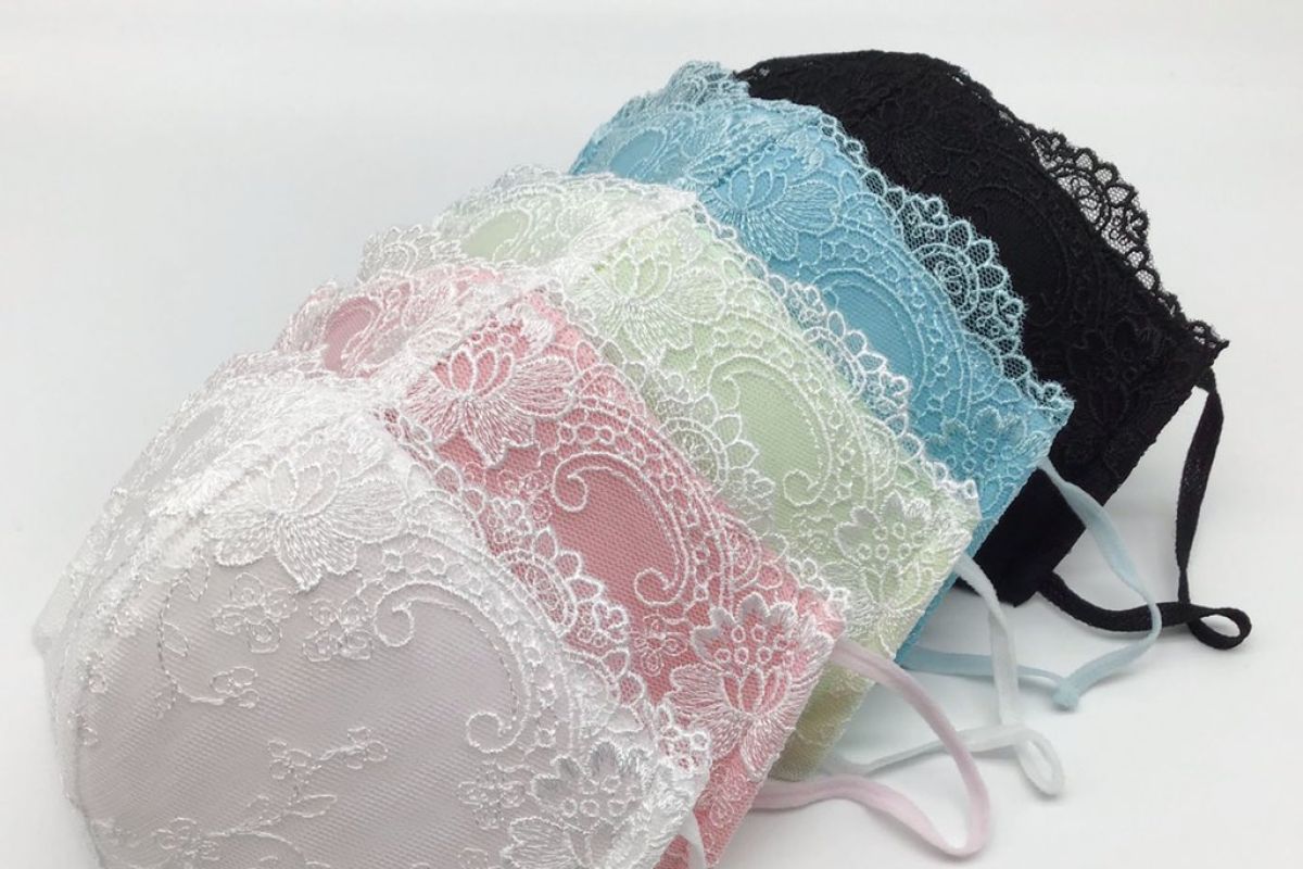 Masker dari bra benar-benar diproduksi di Jepang