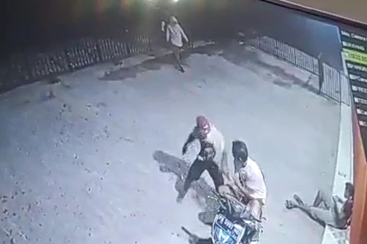 Pelajar dibegal di jalan raya Sakra-Rumbuk, sepeda motor dibawa kabur