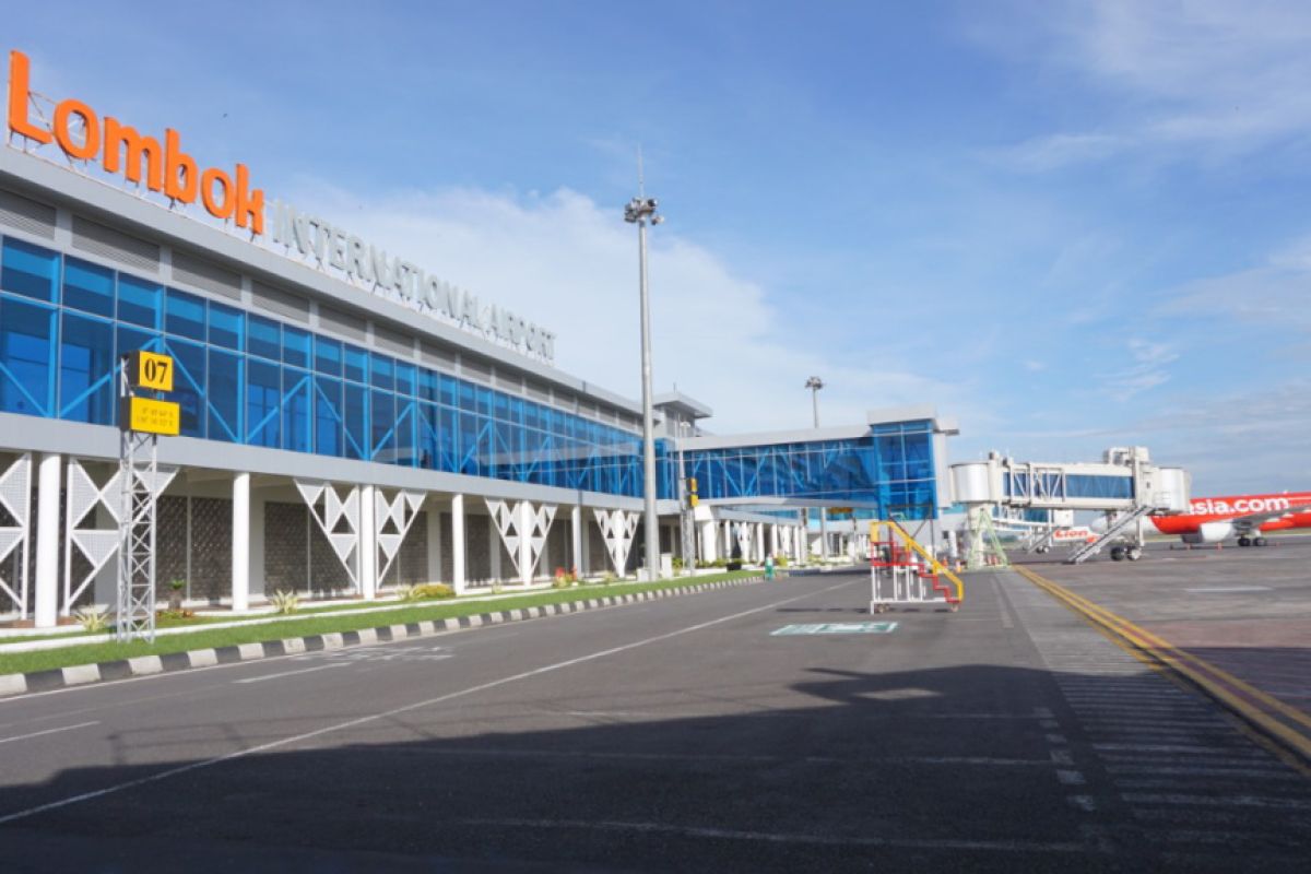 Putus mata rantai COVID-19, Penerbangan penumpang komersial di Bandara Lombok dihentikan