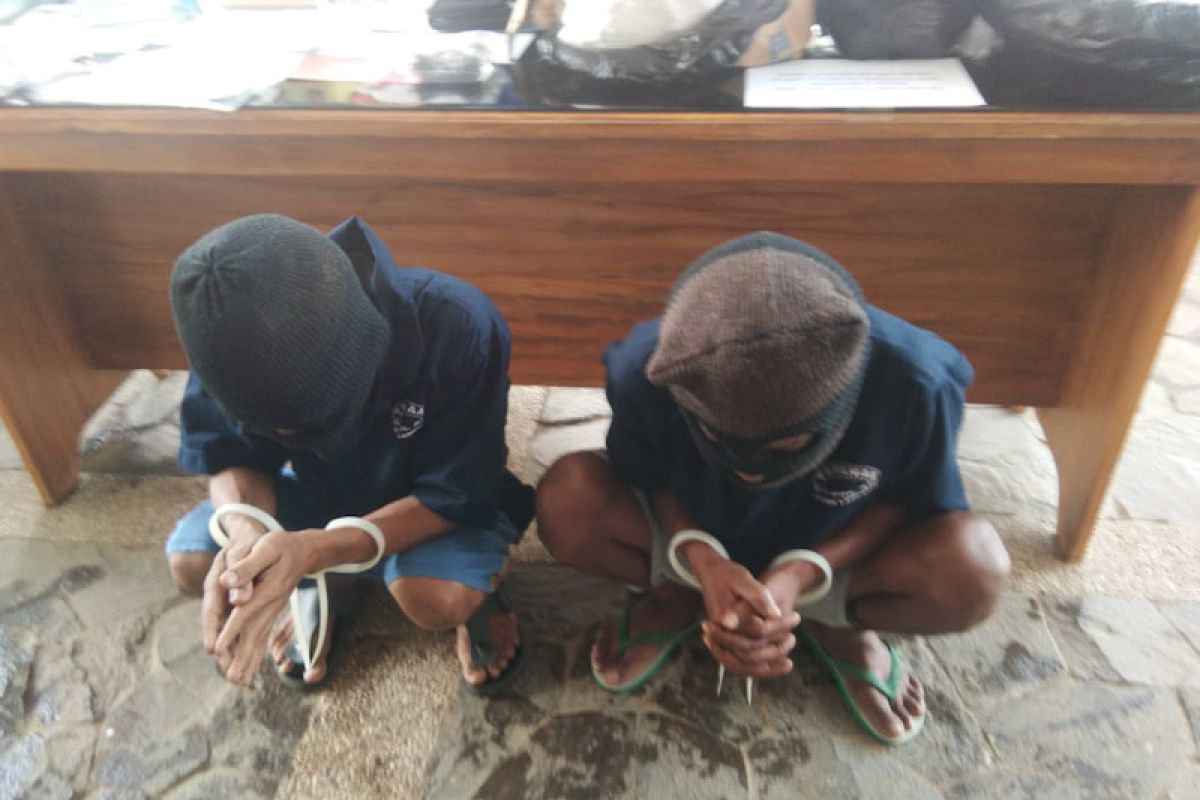 Ditpolair Polda Lampung tangkap dua tersangka pengedar bahan peledak bom ikan