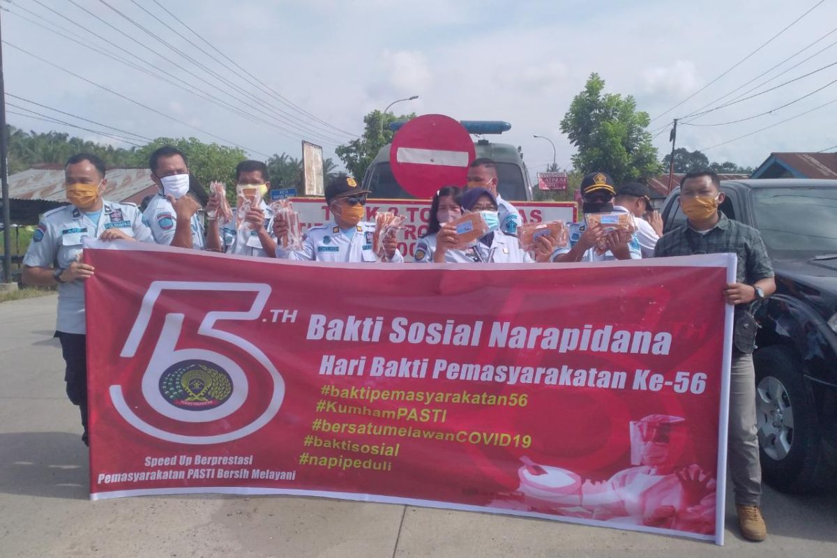 Cegah COVID-19, warga binaan Lobusona Rantauprapat bagikan 1000 masker berkualitas buatan sendiri