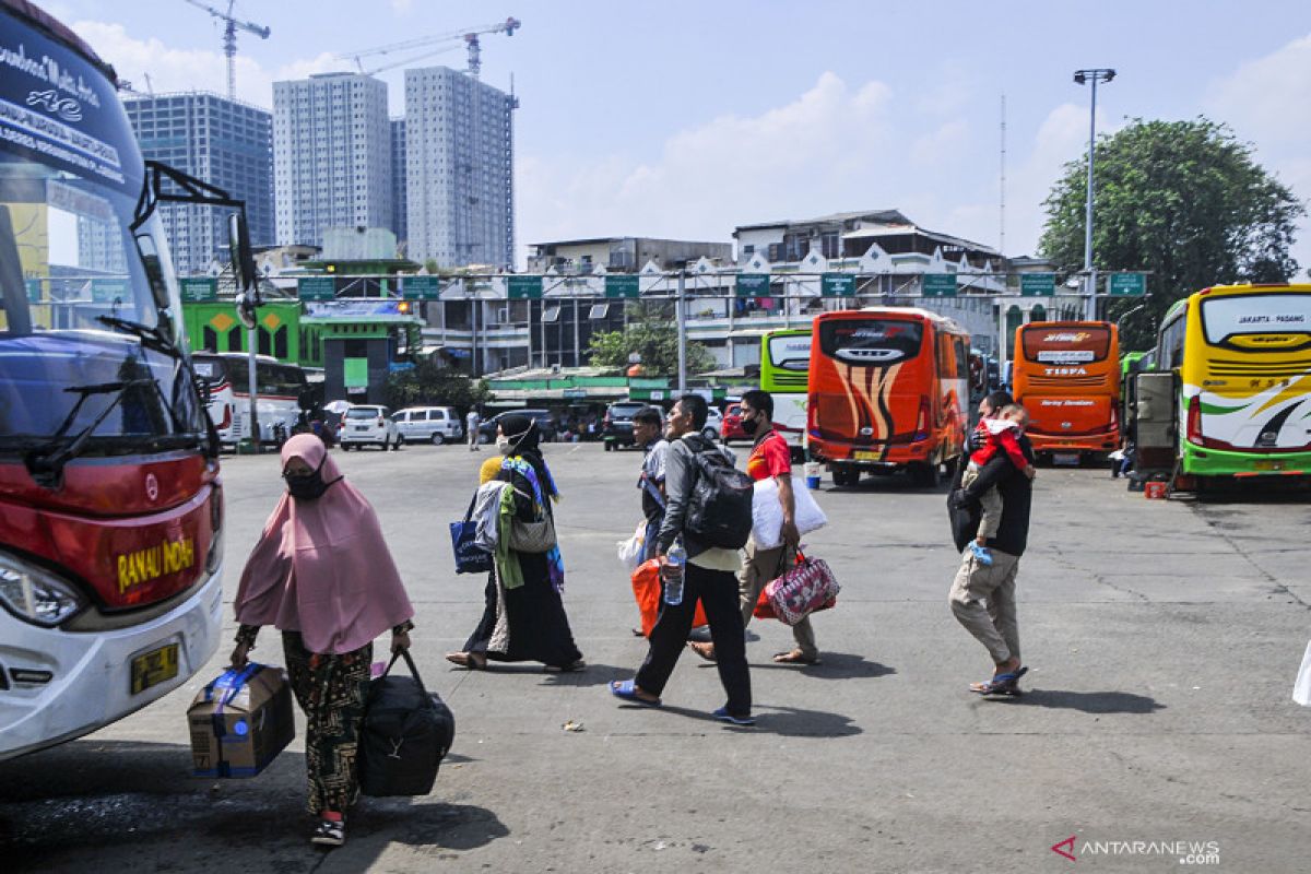 Pulang kampung atau batal mudik