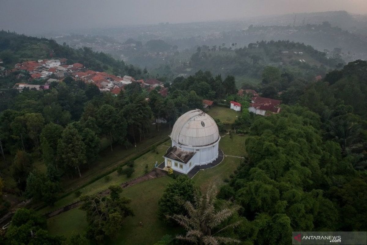 Tim Observatorium Bosscha Lembang amati hilal jelang awal Ramadhan 1441 H/2020 M