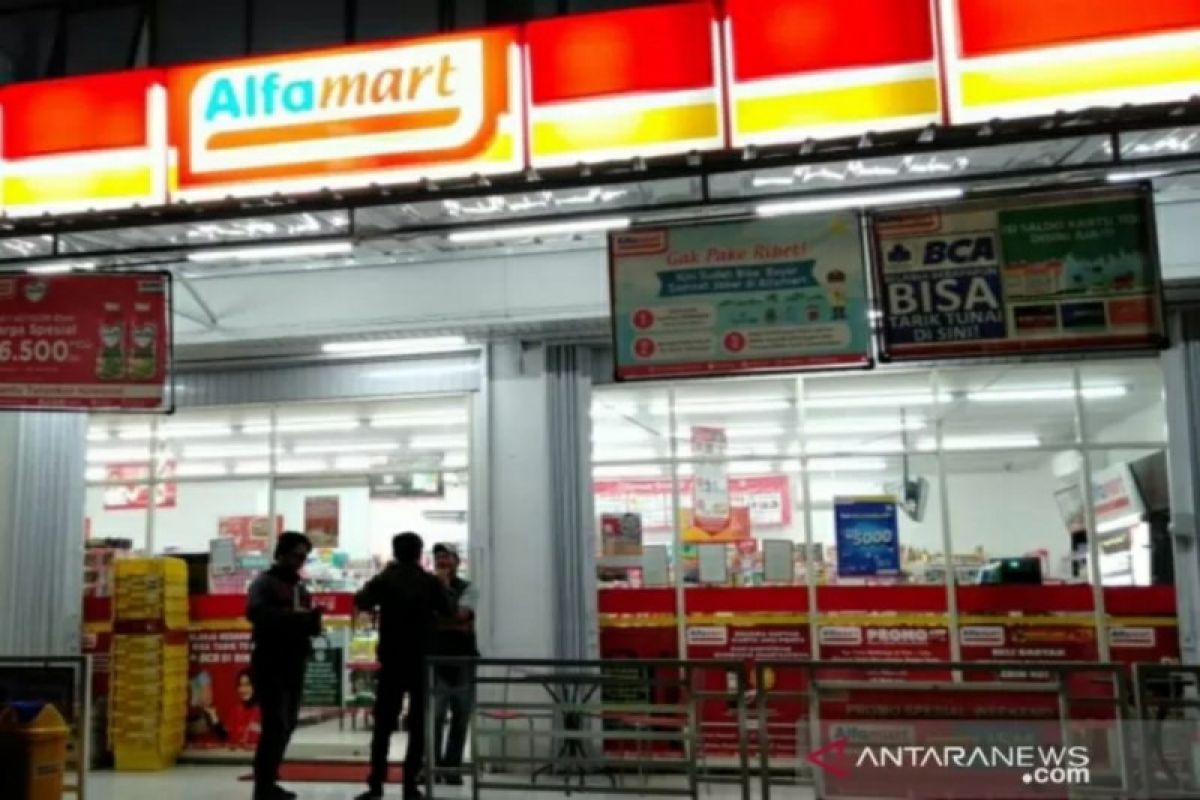Benarkah Alfamart sumbang 6.000 kupon lawan COVID-19?
