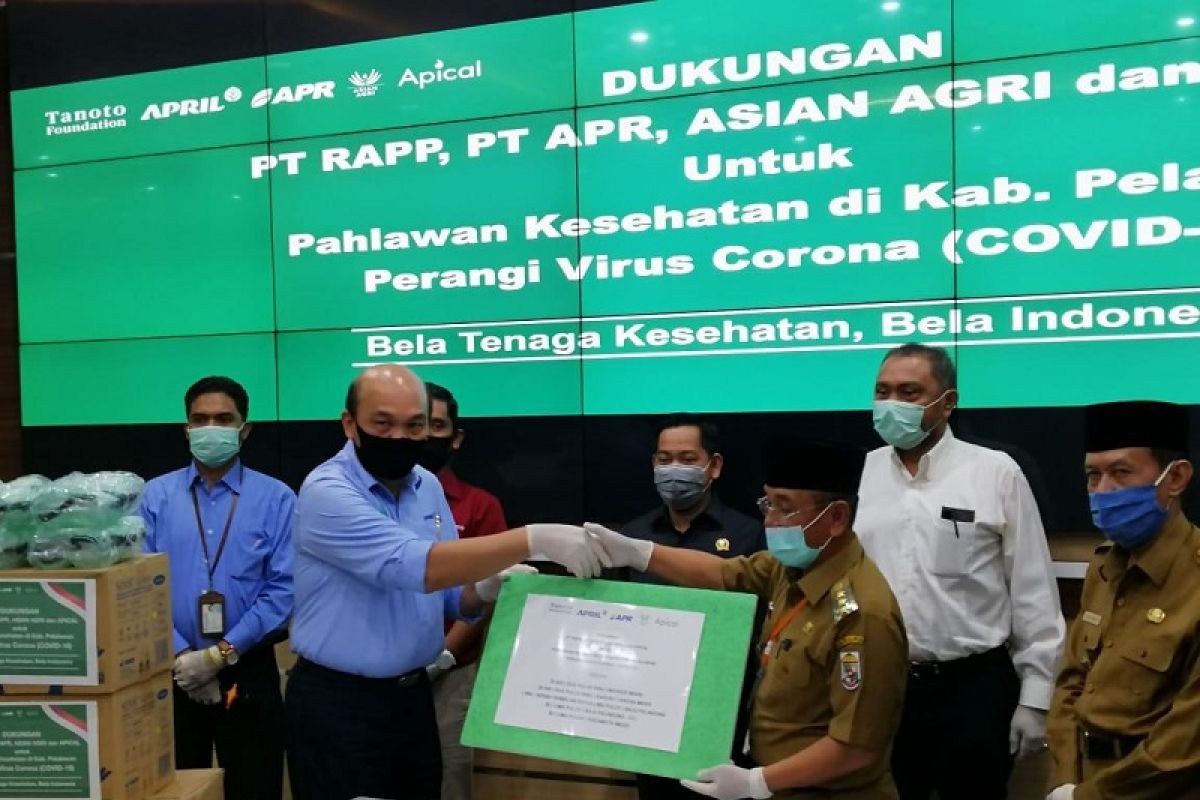 RAPP, APR, Asian Agri Serahkan Bantuan APD bagi Tenaga Kesehatan