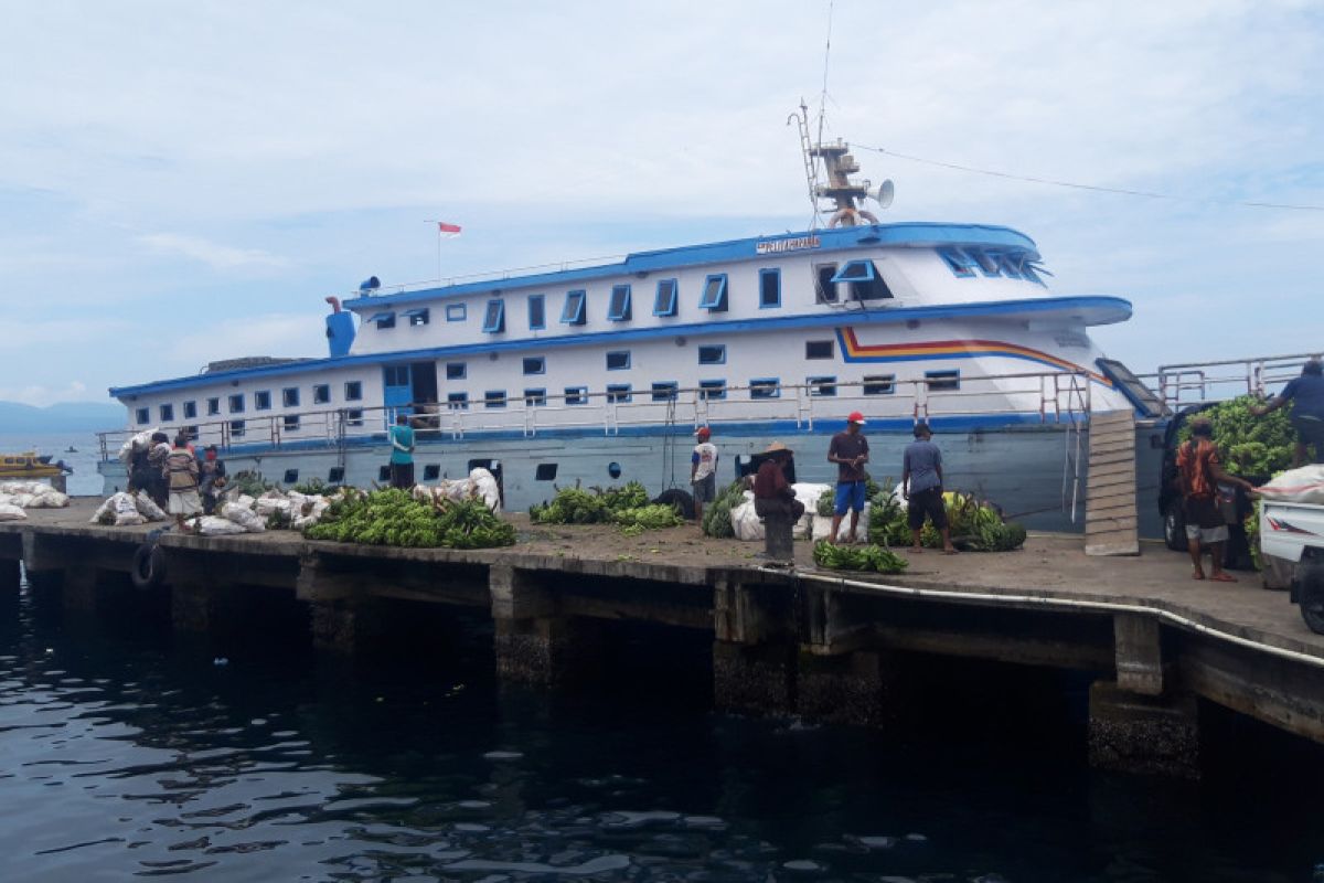 Pemprov Malut larang kapal angkut penumpang masuk Ternate