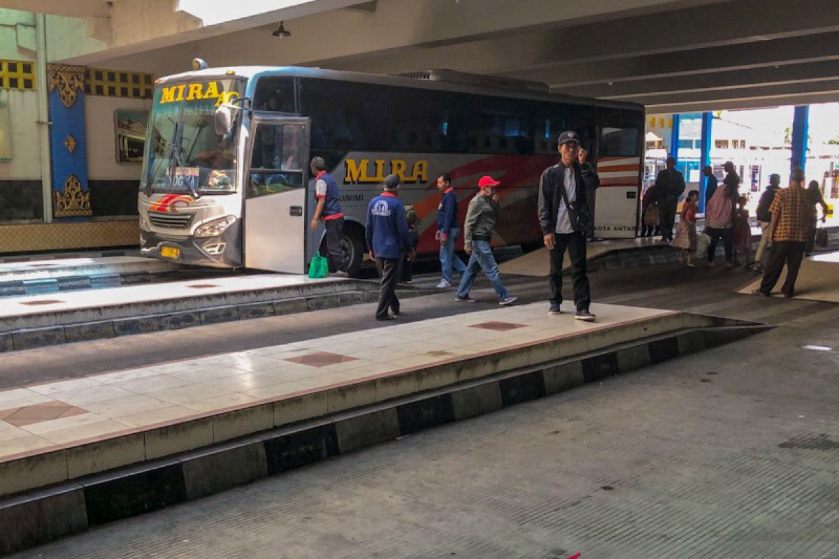 Sebanyak 63 penumpang asal Jabodetabek turun di Terminal Giwangan