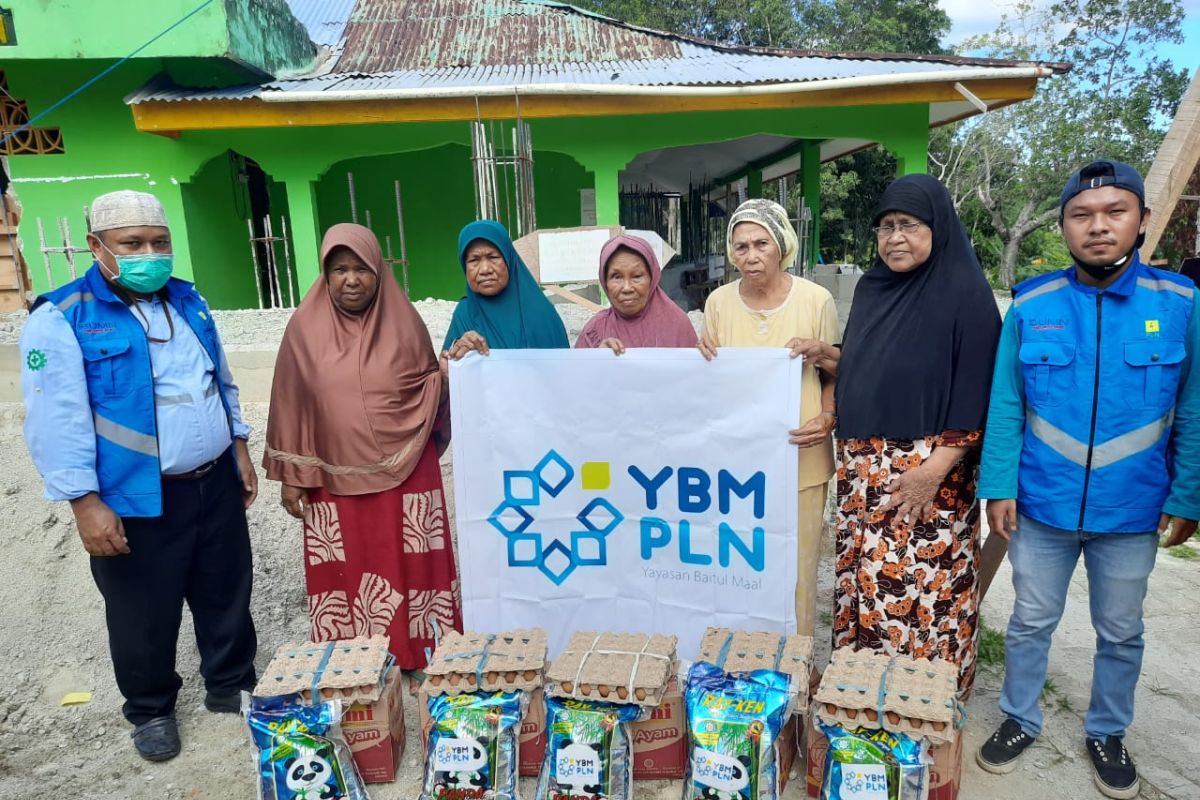 YBM PLN UIP Maluku salurkan bantuan ramadhan 1441 Hijriah