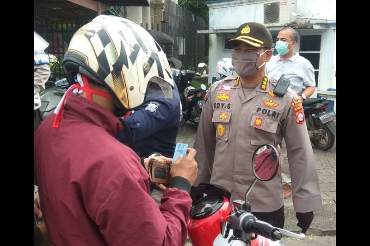 Polda Banten keluarkan 2.833 teguran simpatik selama enam hari PSBB