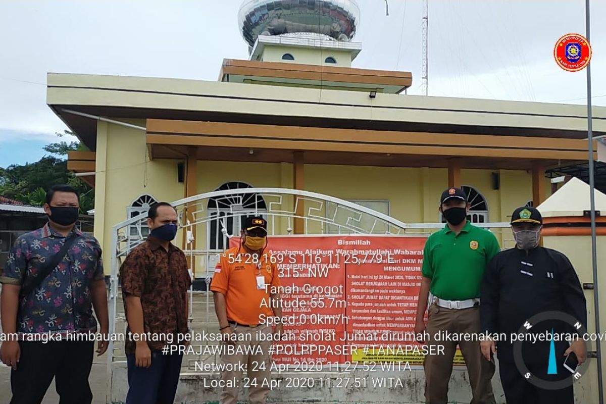 Sebagian besar masjid di Tanah Grogot tak gelar sholat Jumat