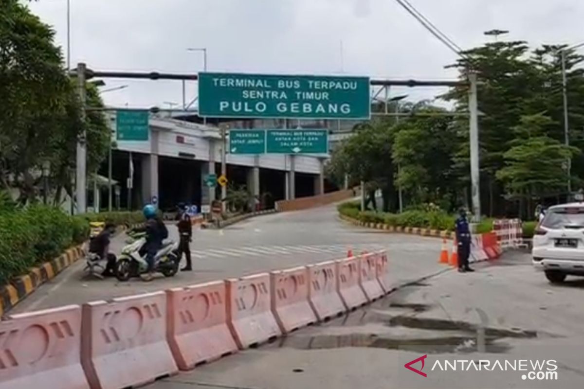 Terminal Pulogebang Jakarta Timur ditutup total