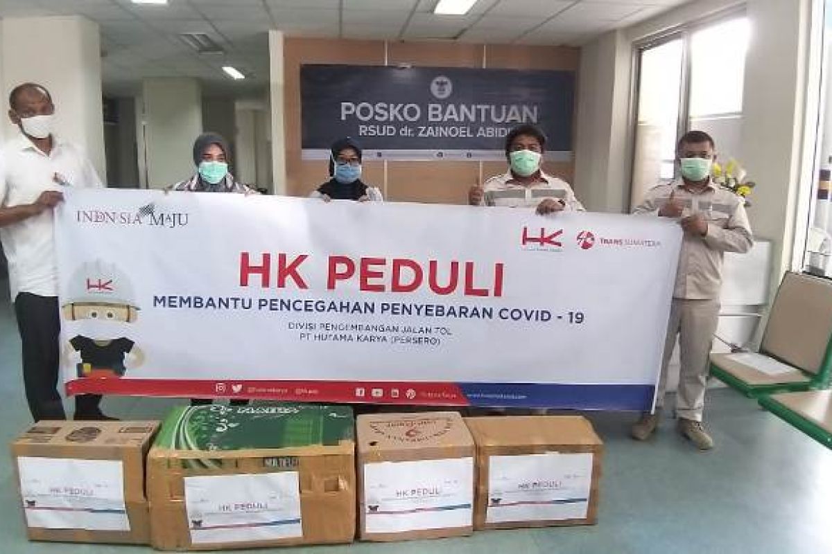 Hutama Karya kembali salurkan ribuan set APD dan ratusan kotak masker