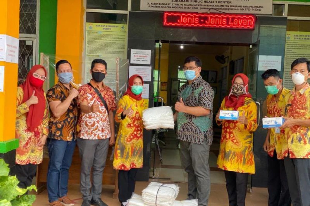 FBBI  Sumsel laksanakan Bakti Kasih berbagi 100 APD dan sembako ke panti asuhan