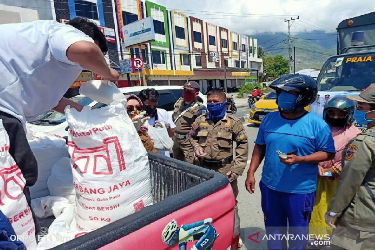 Bulog Sulteng akui stok gula dan minyak goreng kosong