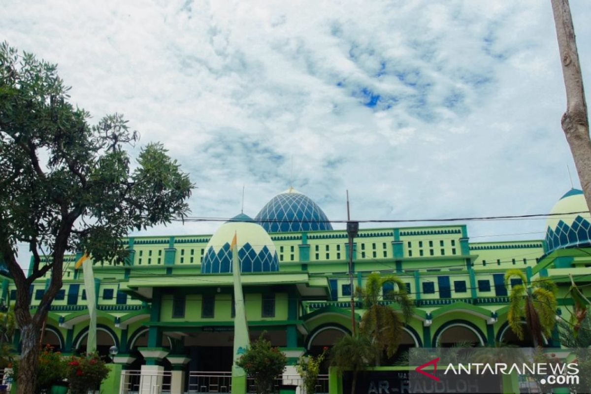 Selama Ramadhan, Masjid Agung Ar-Raudlah Probolinggo tiadakan Shalat Tarawih dan tadarus