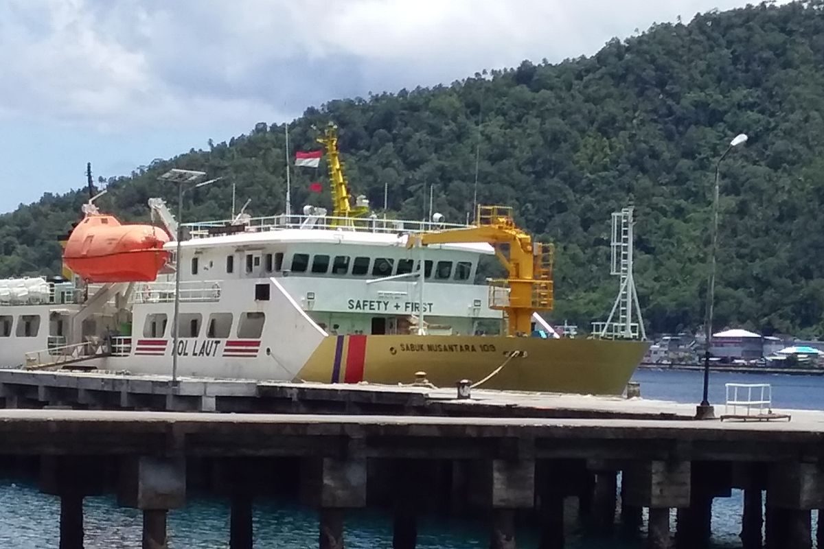 Kapal perintis di wilayah Kepulauan Sangihe beroperasi normal