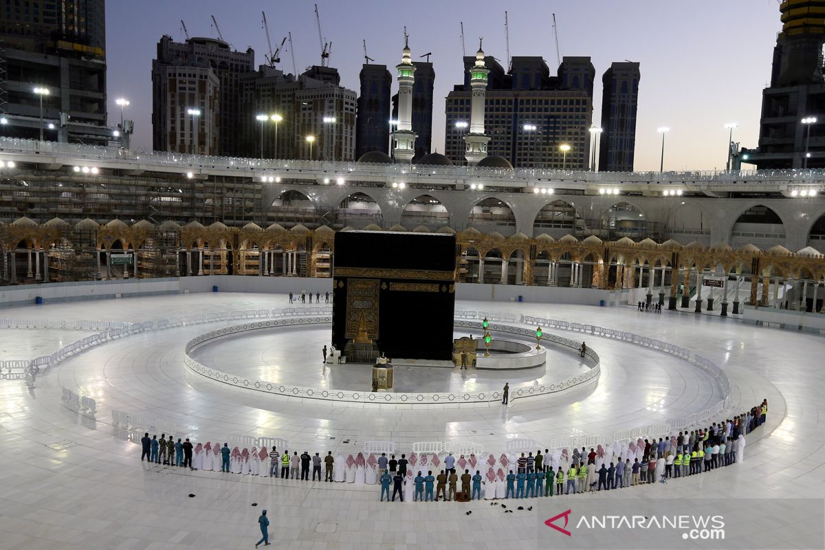 Saudi bolehkan ibadah haji terbatas, ini sikap Indonesia